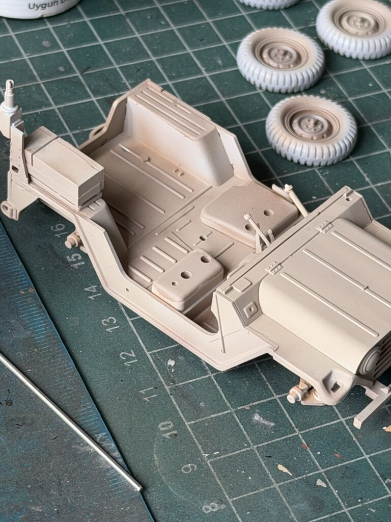 Boyanmamış M151A2 gövde kasası