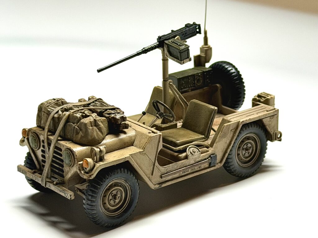 Tamamlanmış M151A2, önden üç çeyrek görünüm