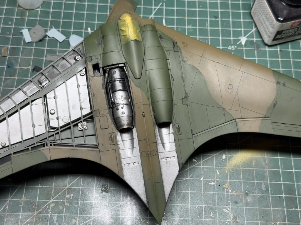 Camouflage applied over the upper surfaces