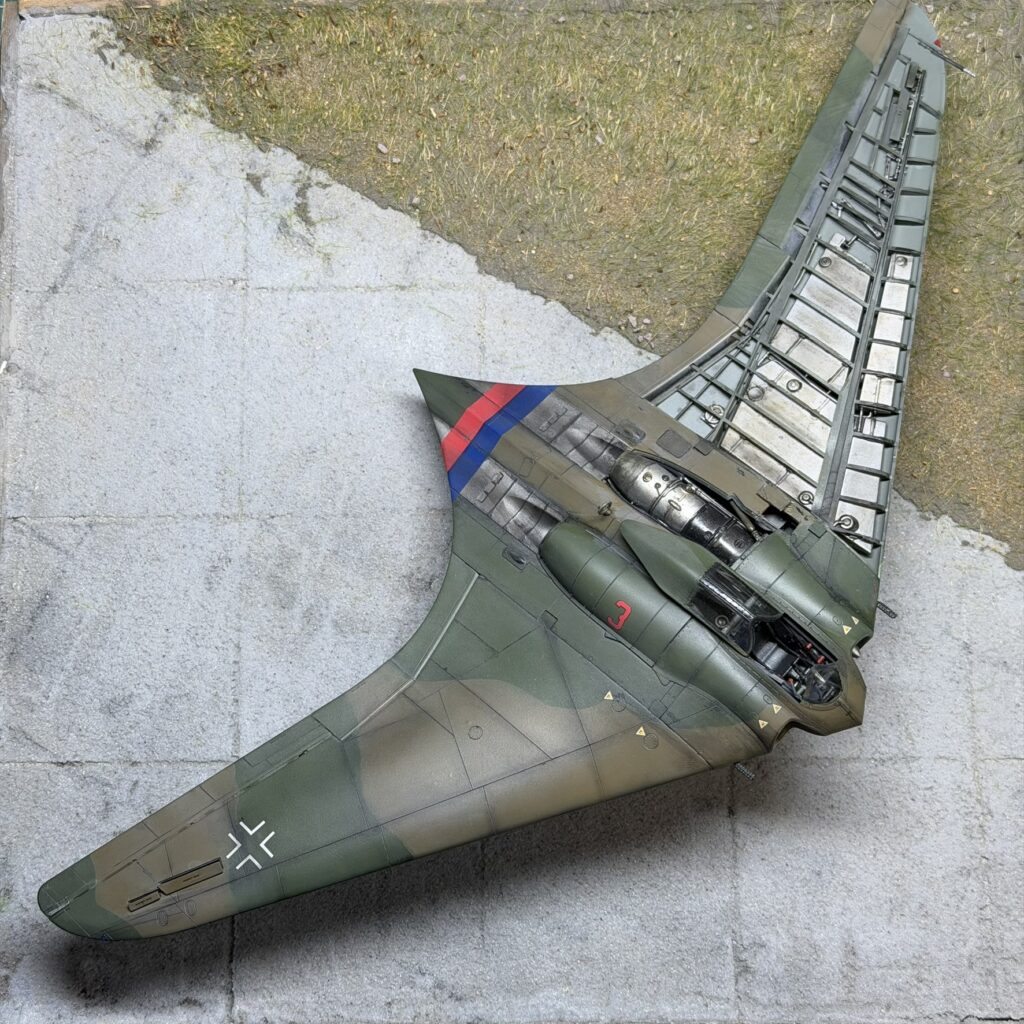 The Ho 229 on its diorama base, seen from directly above