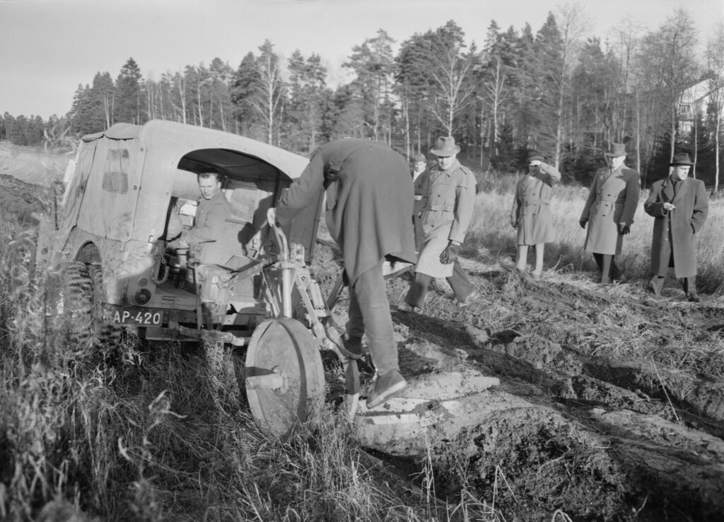 A Willys Jeep MD, the civilian designation of the M38A1, at Westend, Espoo, 1957